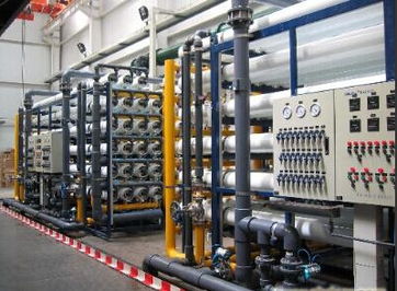 小型1噸 小時反滲透設(shè)備